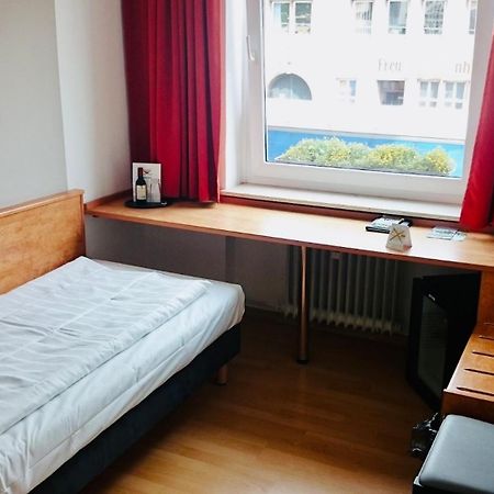 Hotel Novostar Kassel Bagian luar foto
